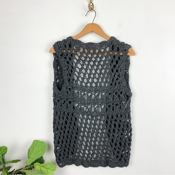 525 America Y2K Gray Crochet Vest Sz M - Picture 2 of 7